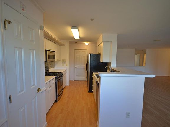 4th image of 10998 Koman Cir Unit 204-164
