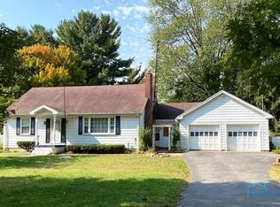 5355 Fairgreen Dr, Toledo, OH 43613