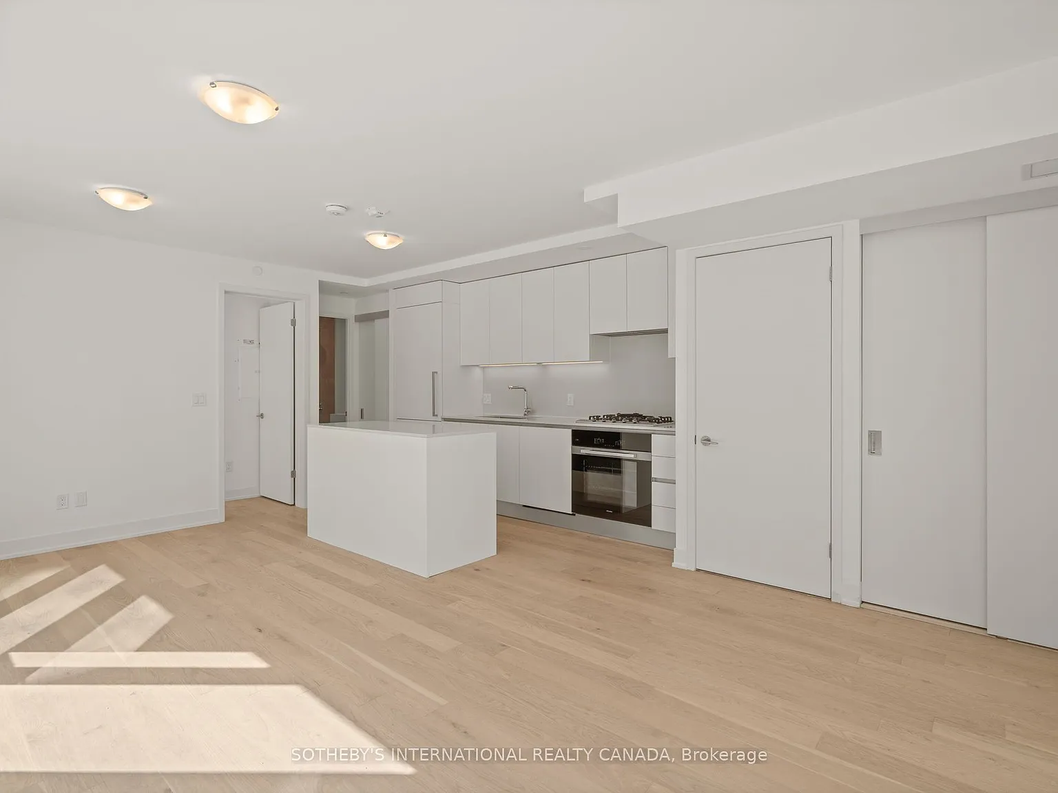 2 bed, $3,595 — Photo 4