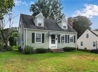 30 Avondale Rd, Manchester, CT 06042