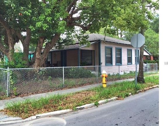 3rd image of 701 Vine Ave