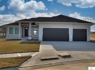 4516 N 186th St, Elkhorn, NE 68022