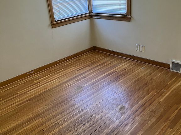 2nd image of 533 E Center St #2