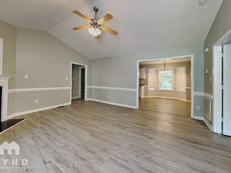 50 Sapphire Ct — Photo 7