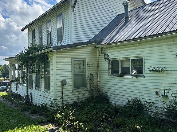 3rd image of 420 Smith St