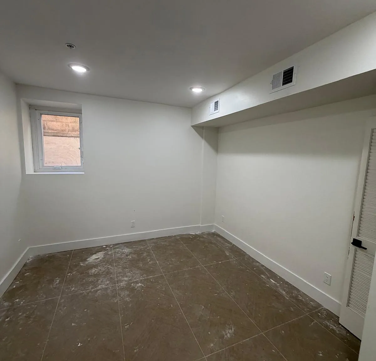 Studio, $1,200 — Photo 4