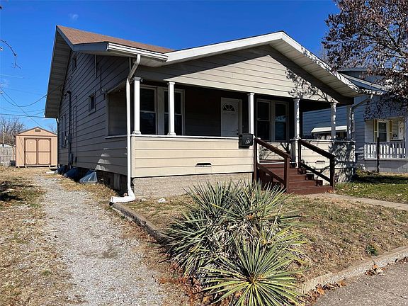 3rd image of 27 Eckhard Ave