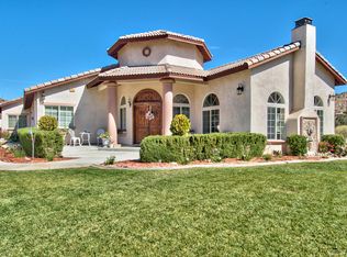 3550 Highway 2 Rd, Phelan, CA 92371