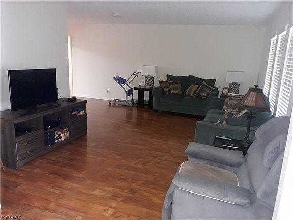 2nd image of 2220 Dover Ave