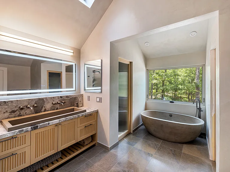 544 Wainscott Northwest Rd — Photo 18