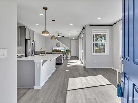 2nd image of 13226 192nd Avenue E