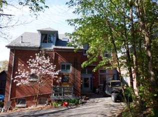 370 Maple St APT D, Burlington, VT 05401