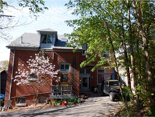 370 Maple St #D Photo 1