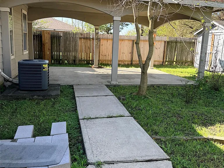 15823 Regal Trace Ln — Photo 15