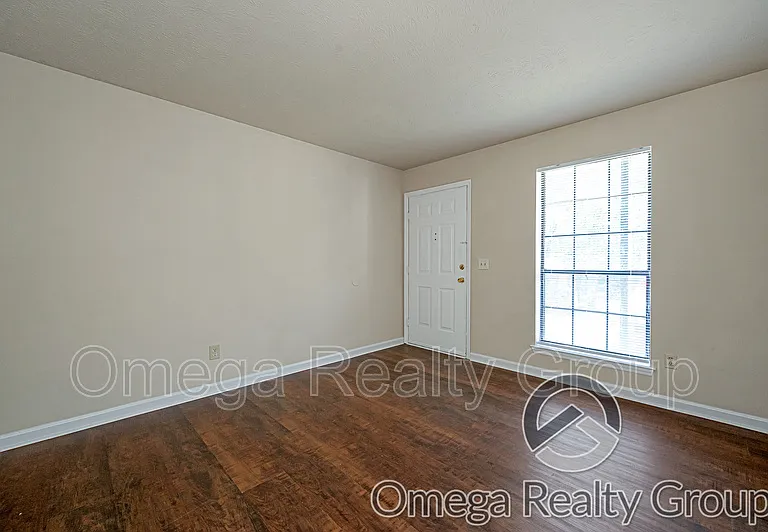 1801 Carson Rd #4 — Photo 4