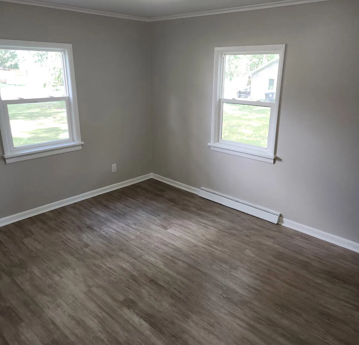 6409 Hessen Cassel Rd — Photo 4