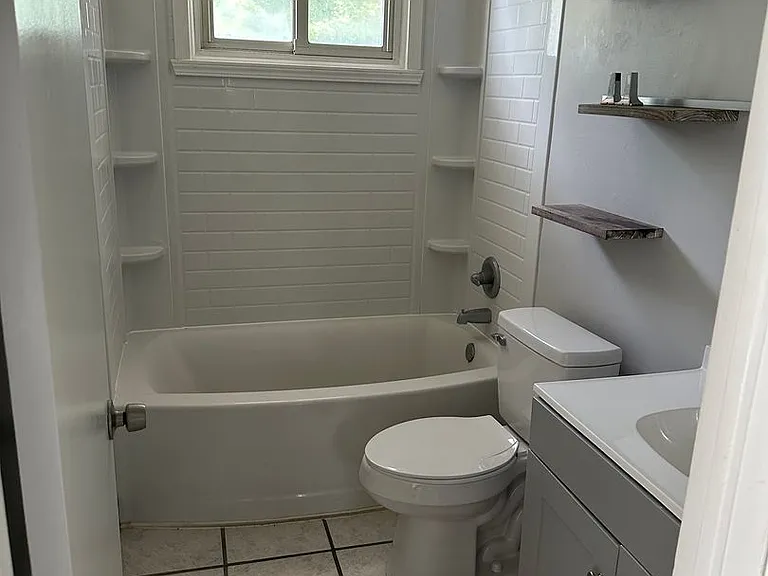 754 Panorama Dr — Photo 8