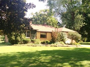 2319 68th St, Fennville, MI 49408