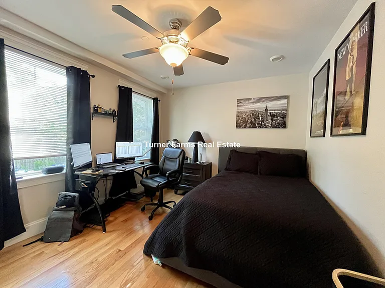 6 Fern St #R — Photo 24