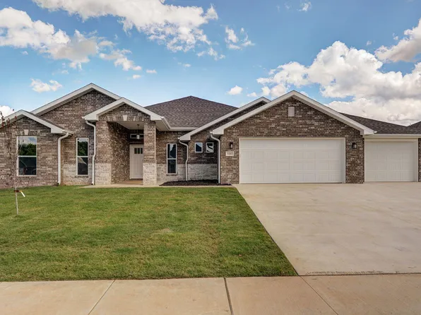 5202 S April Court, Battlefield, MO 65619
