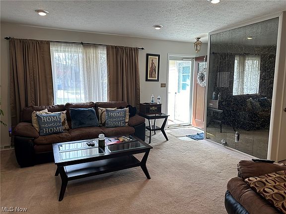 4th image of 6577 Arbordale Ave