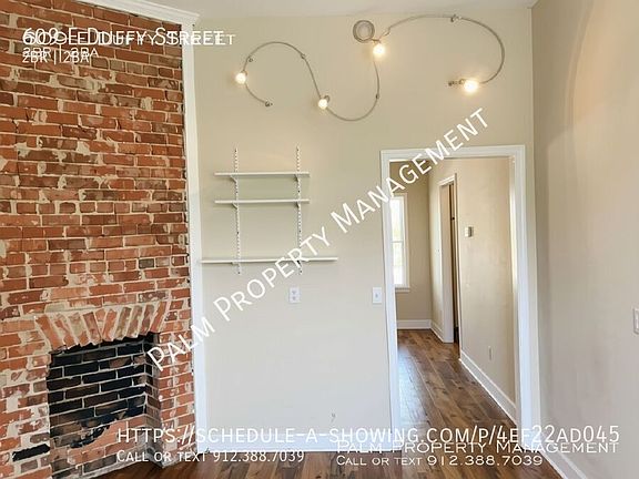 3rd image of 609 E Duffy St