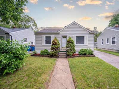 25457 Andover Dr, Dearborn Heights, MI, 48125