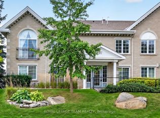 51 Robson Ct #2A, Ottawa, ON K2K2W1