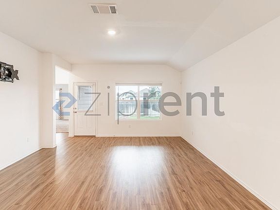 2nd image of 206 Silver Glen Dr