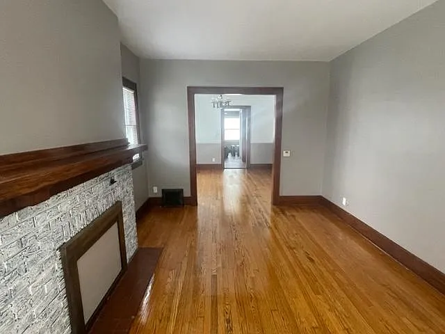 2950 Arlington Ave — Photo 7