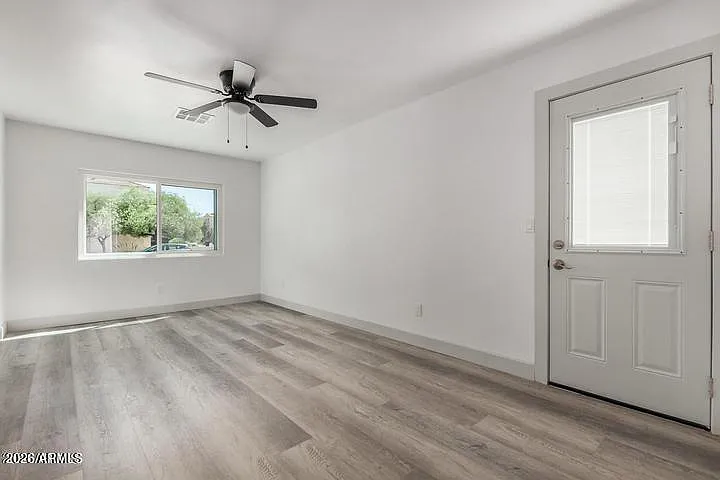1008 W Watson Dr — Photo 18