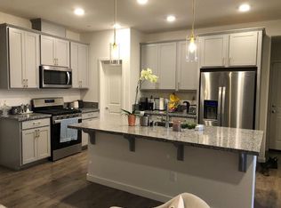 3620 E Commerce Way, Sacramento, CA 95834