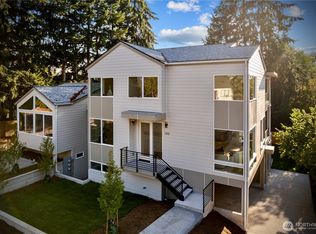 12751 37th Ave NE, Seattle, WA 98125