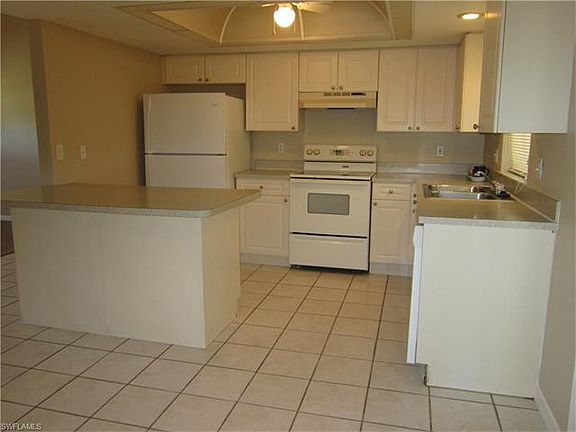 5th image of 1220 SE 19th Ter