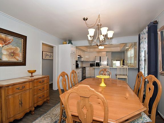 5th image of 1612 E Koch Ave