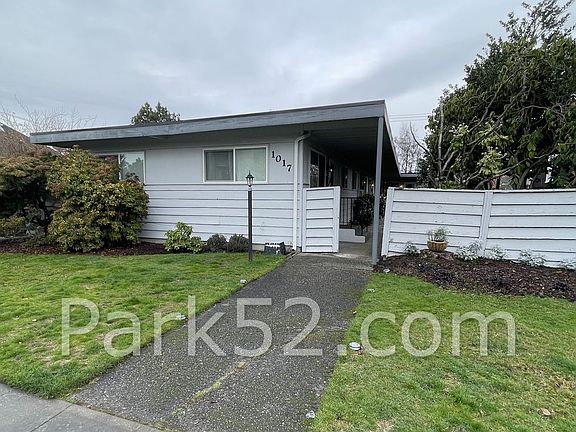 2nd image of 1017 N K St #C