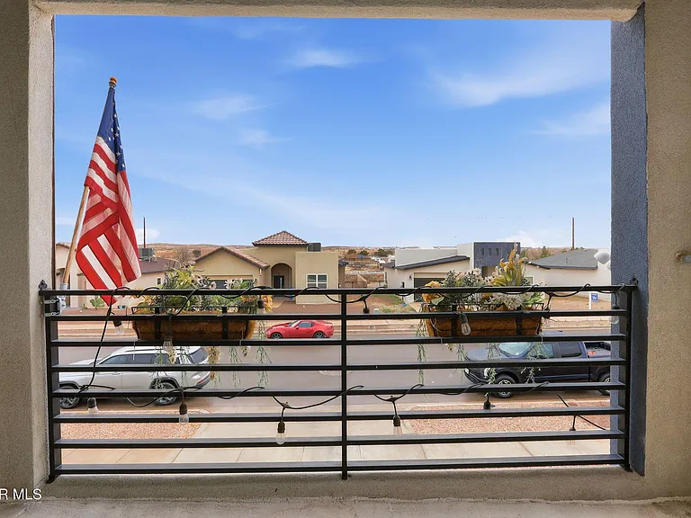 12044 Hidden Garden Pl — Photo 33
