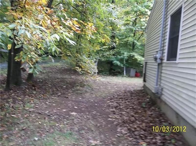 2nd image of 121 Rahlene Dr