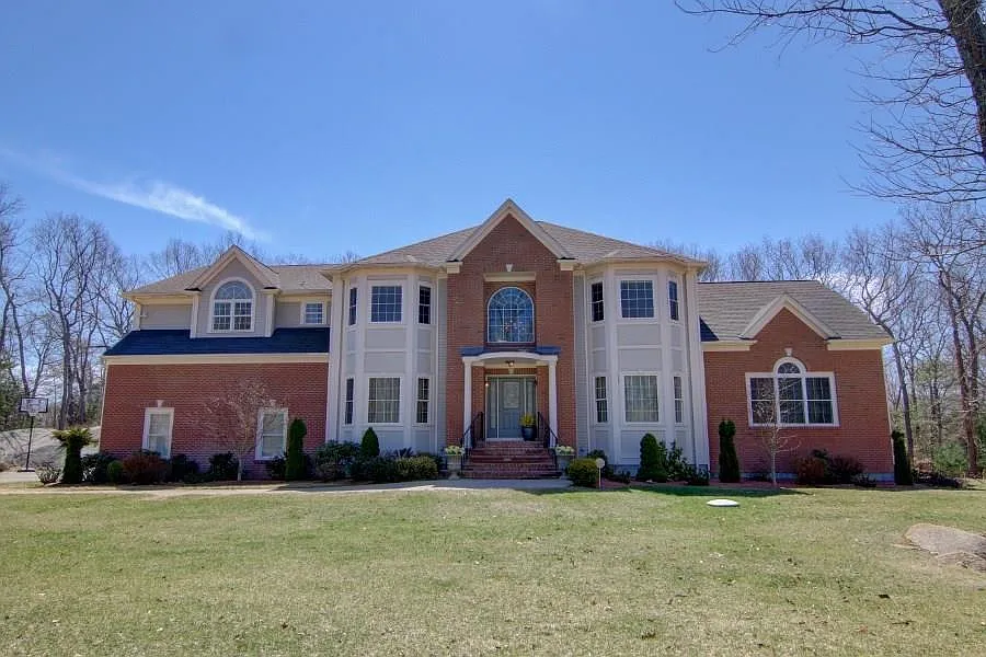 Blueberry Hill Estates — Photo 1