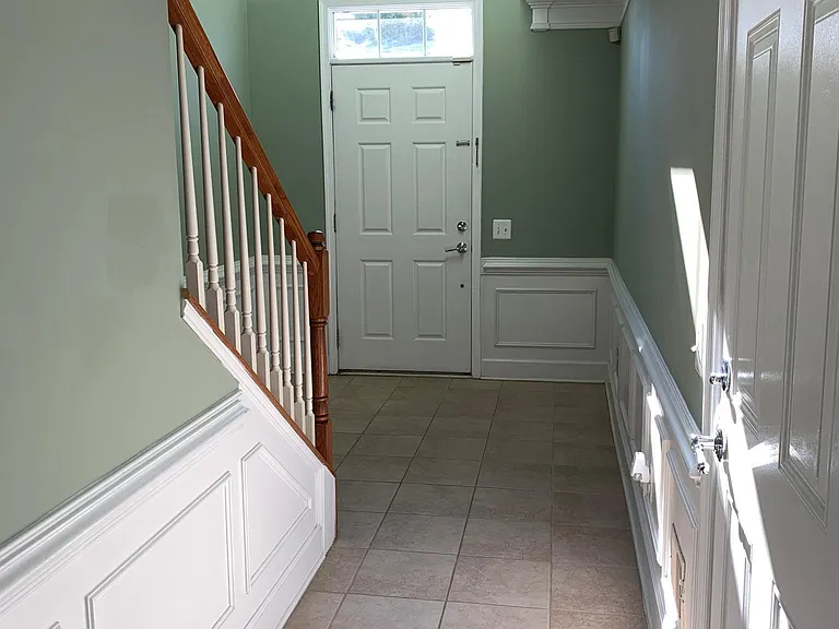 2387 Brookmoor Ln — Photo 17