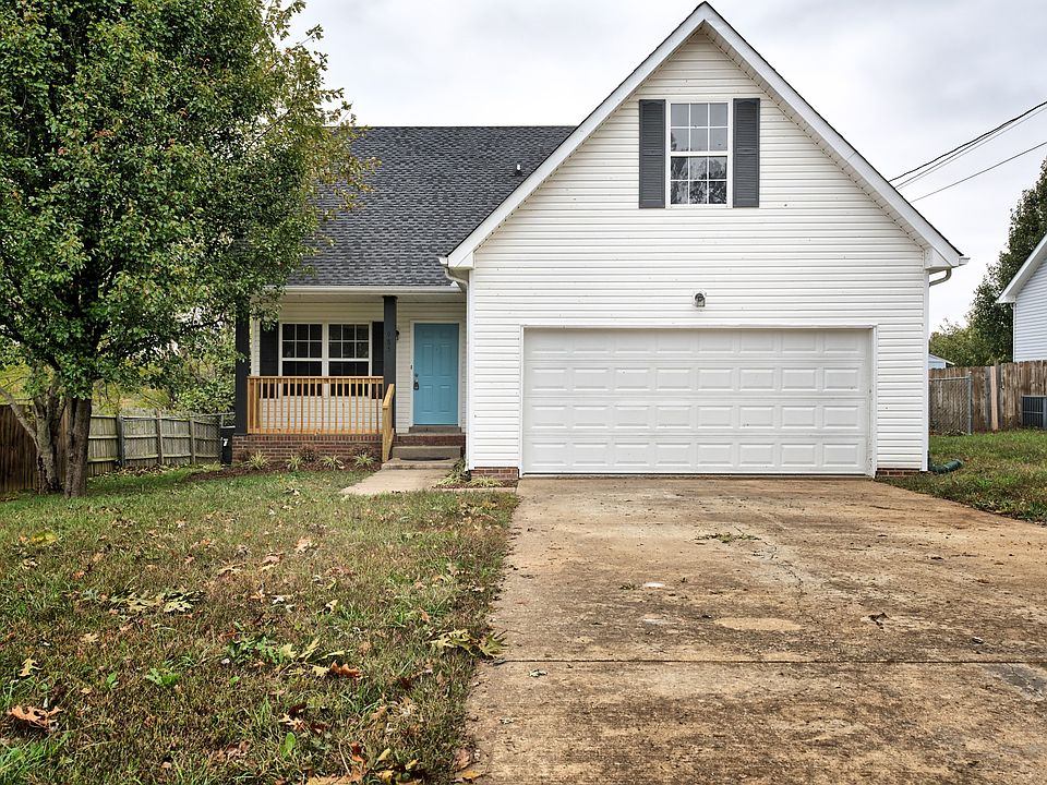 1st image of 985 Roedeer Dr