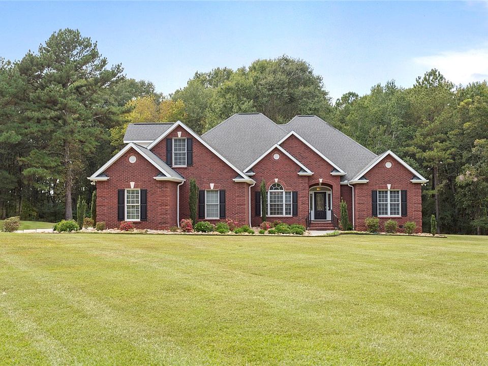 1st image of 1421 Stringer Rd