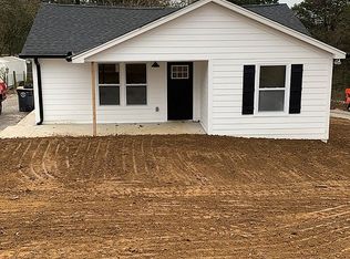 215 Puryears Bend Rd, Hartsville, TN 37074