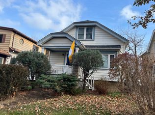 3130 S Hanson Ave, Milwaukee, WI 53207