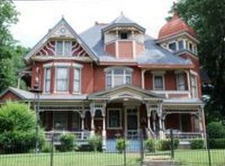 583 E Main St, Jackson, TN 38301