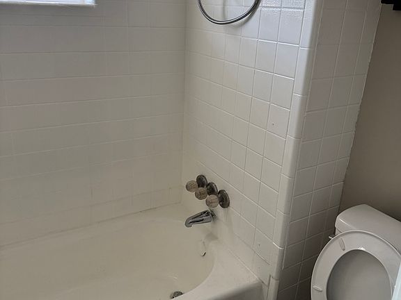 5th image of 1102 Fresno Dr #4