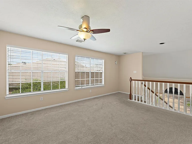 1723 Monvale Ln — Photo 17