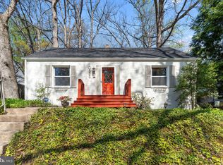 10628 S Dunmoor Dr, Silver Spring, MD 20901