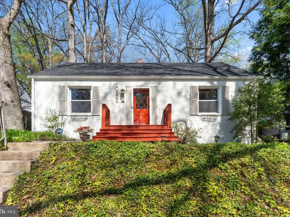 10628 S Dunmoor Dr, Silver Spring, MD 20901