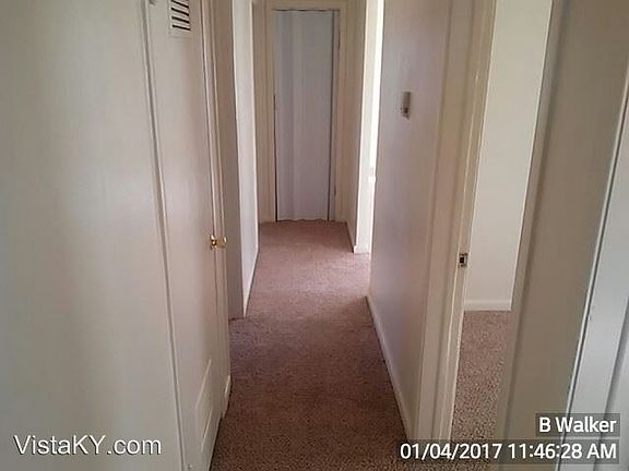 4th image of 5215 Red Oak Ln